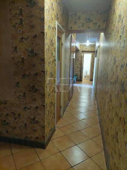 Apartament cu 4 camere decomandat, mobilat în Iancului