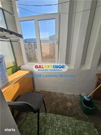 Apartament cu 2 camere decomandat, mobilat în Micro 4