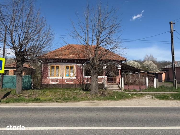 Casă cu 3 camere cu Teren 98 Mp în Mihăești