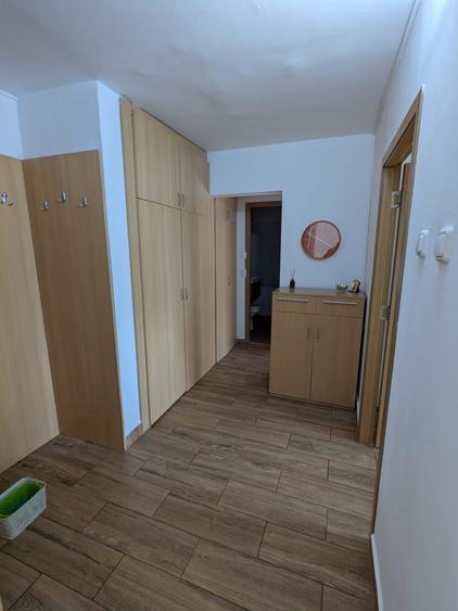 Apartament cu 2 camere decomandat în Cantacuzino