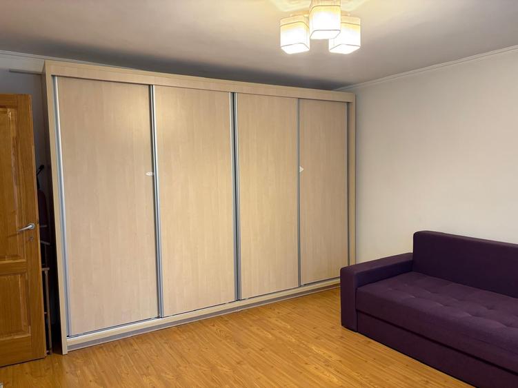 Apartament cu 2 camere decomandat în Nerva Traian