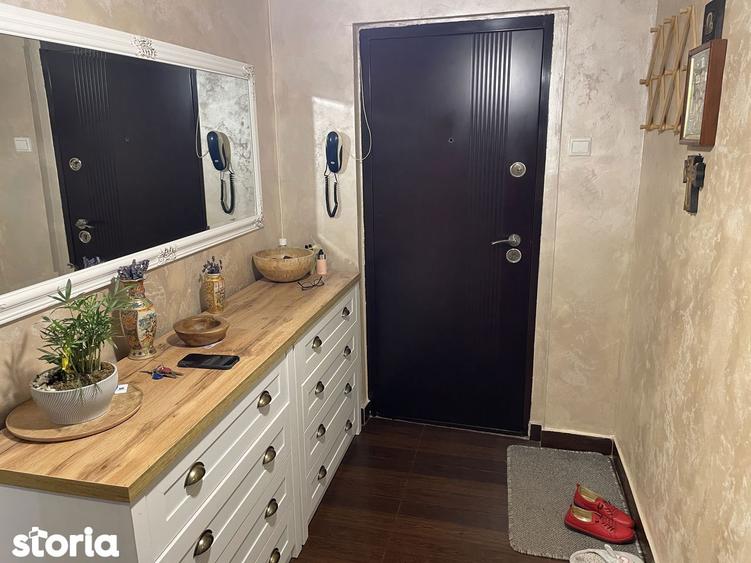 Apartament cu balcon ?i lift, 3 camere, Rahova - 6