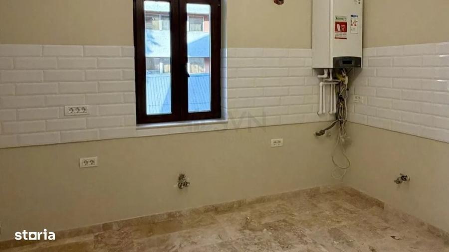 Apartament cu 4 camere în Dacia