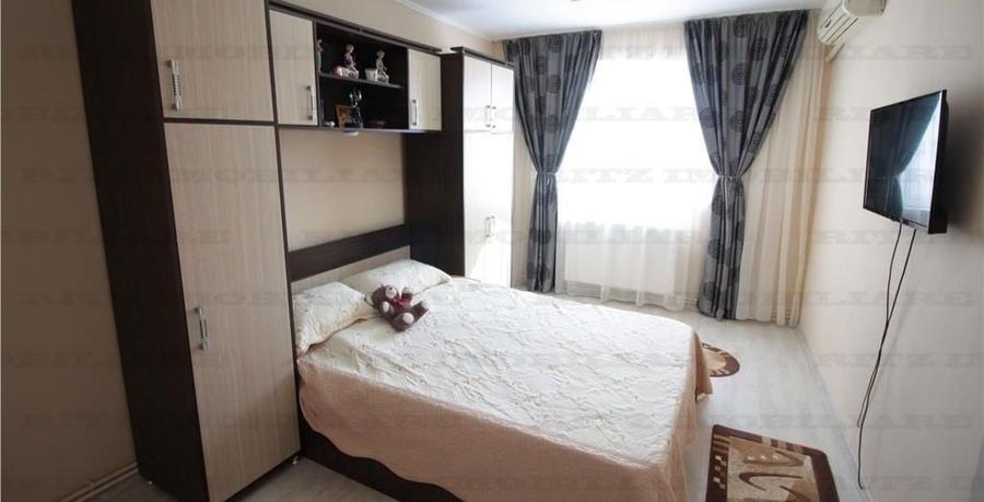 Casă cu 3 camere cu Teren 1000 Mp în Central