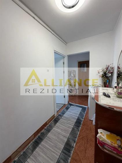 EXCLUSIVITATE - 8 Minute metrou 1 DECEMBRIE -4 camere 2 bai + BOXA - 16