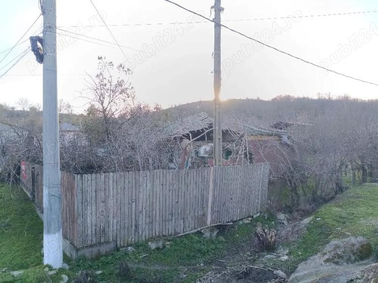 Teren de 811 mp, în Căscioarele