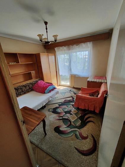 Apartament cu 3 camere decomandat în Păulești