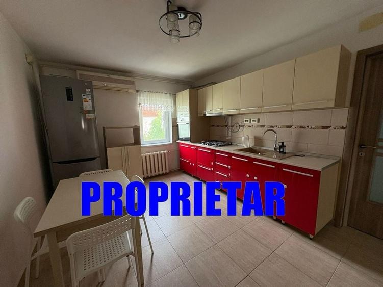 Apartament cu 3 camere decomandat în Bucovina