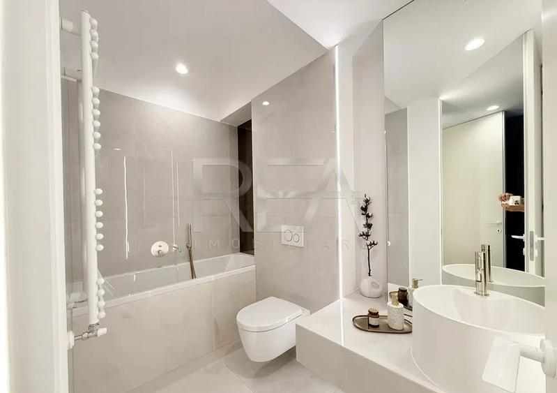 Apartament cu 3 camere decomandat, mobilat în Pipera