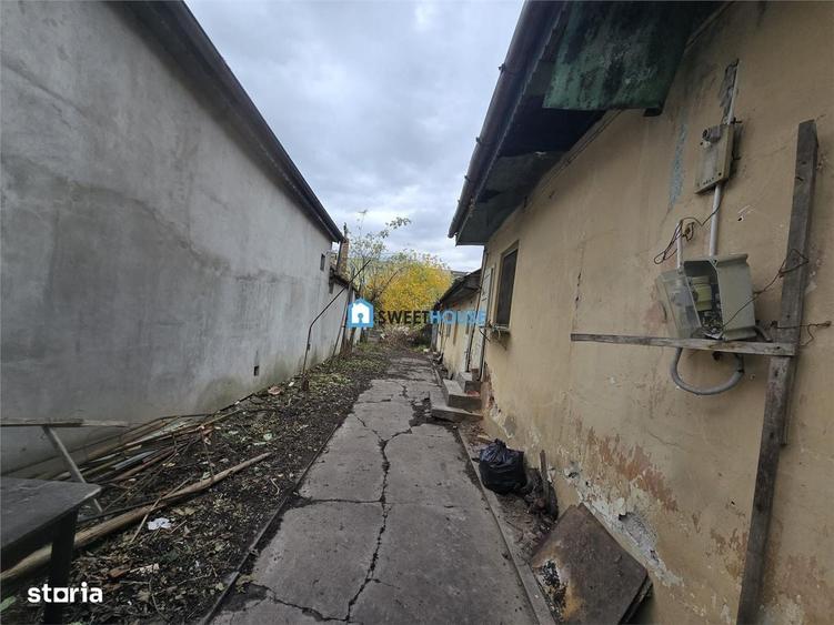 Casă cu 4 camere în Central