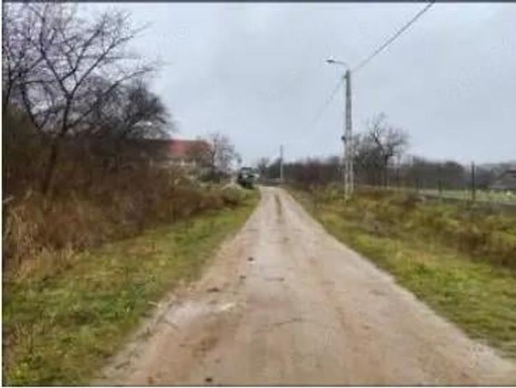 Teren de 5851 mp, în Gerăușa