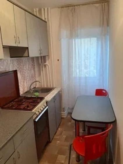 Apartament cu 1 camera, decomandat, zona Tatarasi - 1