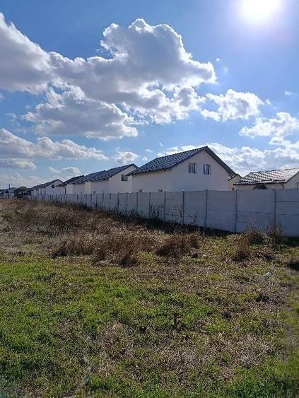 Teren de 8000 mp, în Central