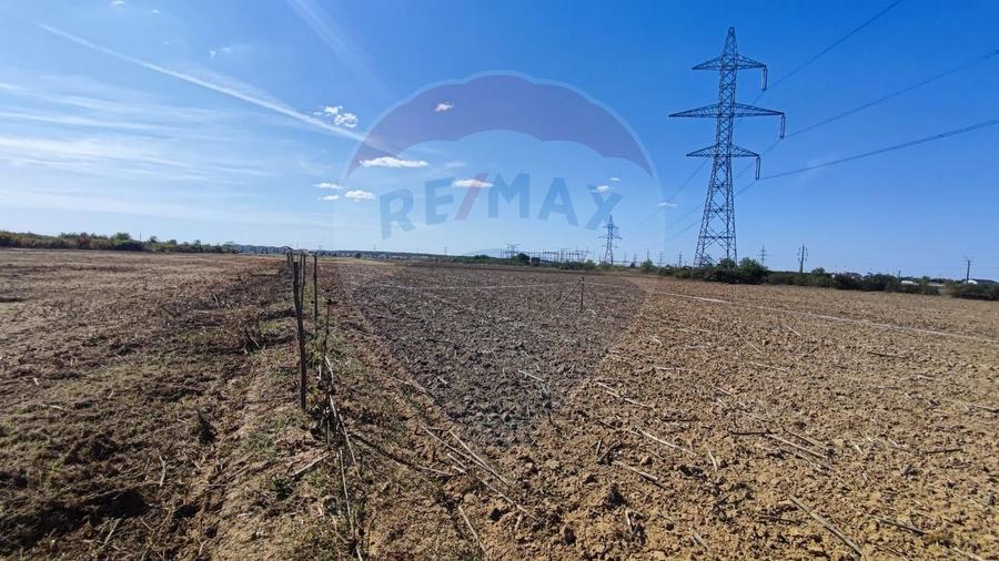 Teren Construcții intravilan de 3187 mp, în Nufărul