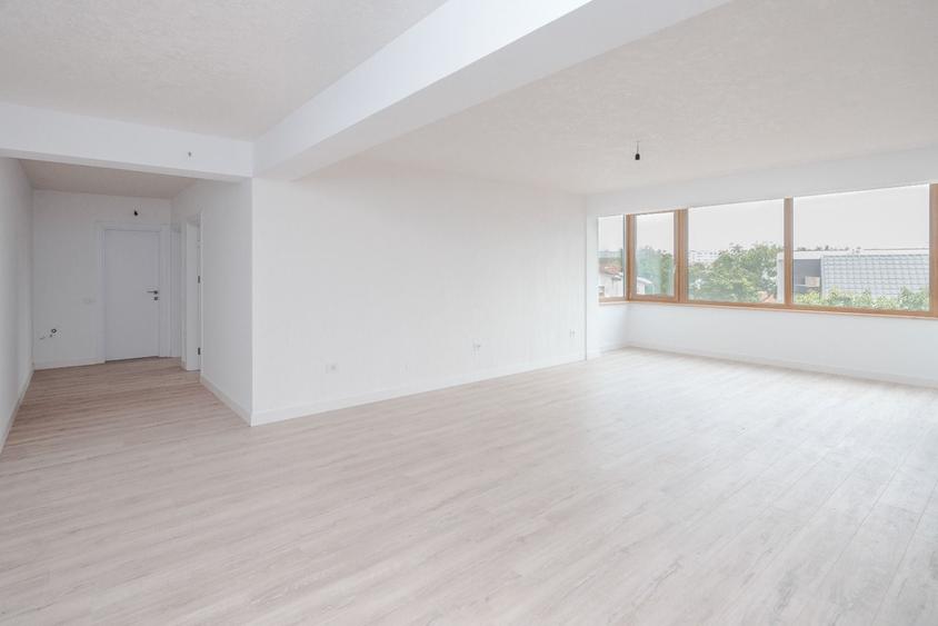 Apartament cu 2 camere semidecomandat în 1 Decembrie 1918