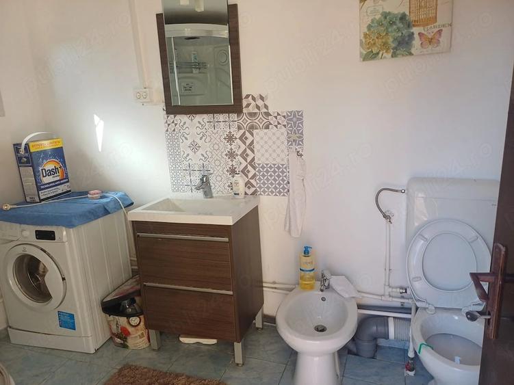 Casă cu 4 camere cu Teren 250 Mp în Exterior Vest