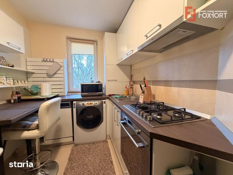 Apartament cu 4 camere decomandat, mobilat în Giroc