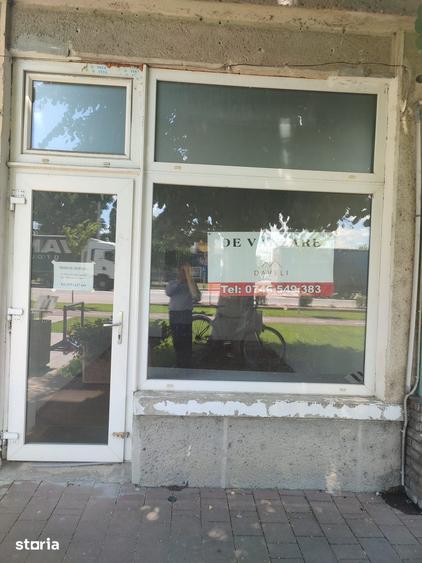 Spațiu comercial, de 68 mp, în Central