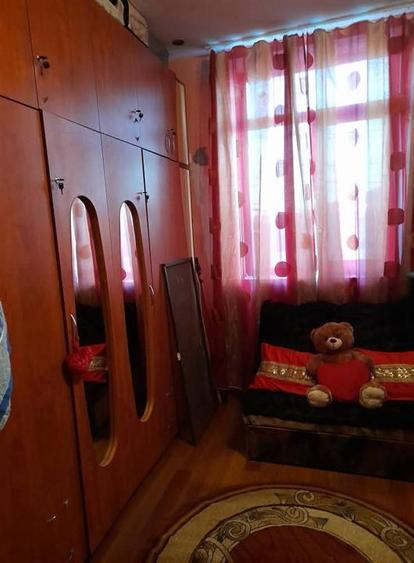 Apartament cu 2 camere decomandat în Republicii