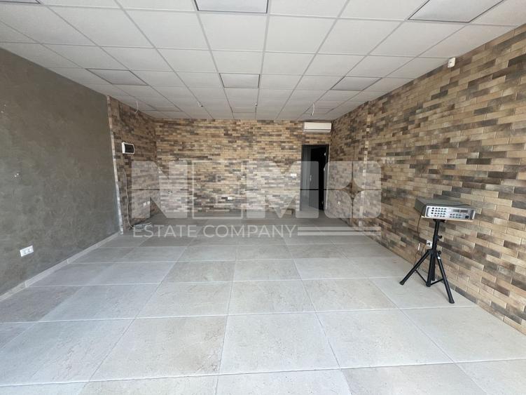 Spațiu comercial, de 50 mp, în Frătăuții Vechi