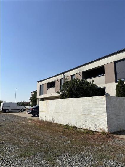 Teren Construcții intravilan de 720 mp, în Dumbrăvița