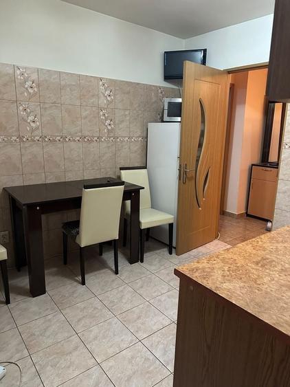 Apartament cu 2 camere decomandat în Sud