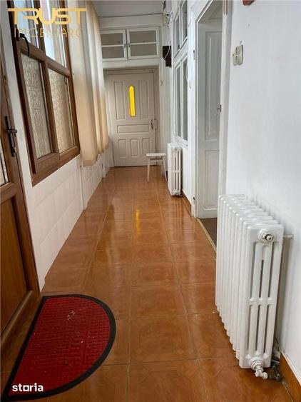 Casă cu 3 camere cu Teren 400 Mp în Gheorgheni