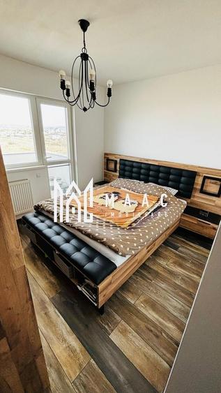 Apartament cu 3 camere decomandat în Piața Cluj