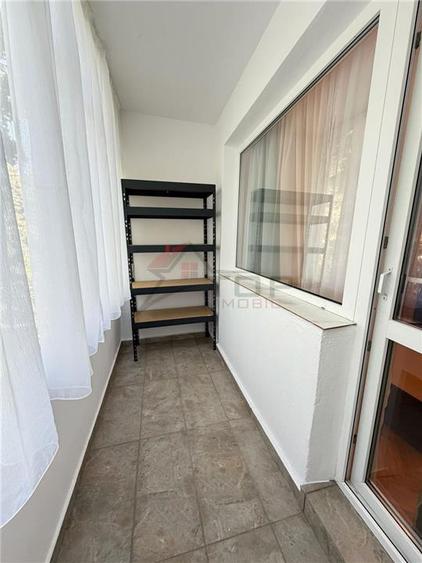 Apartament 3 camere semidecomandat, Podu Ros - Titu Maiorescu - 10