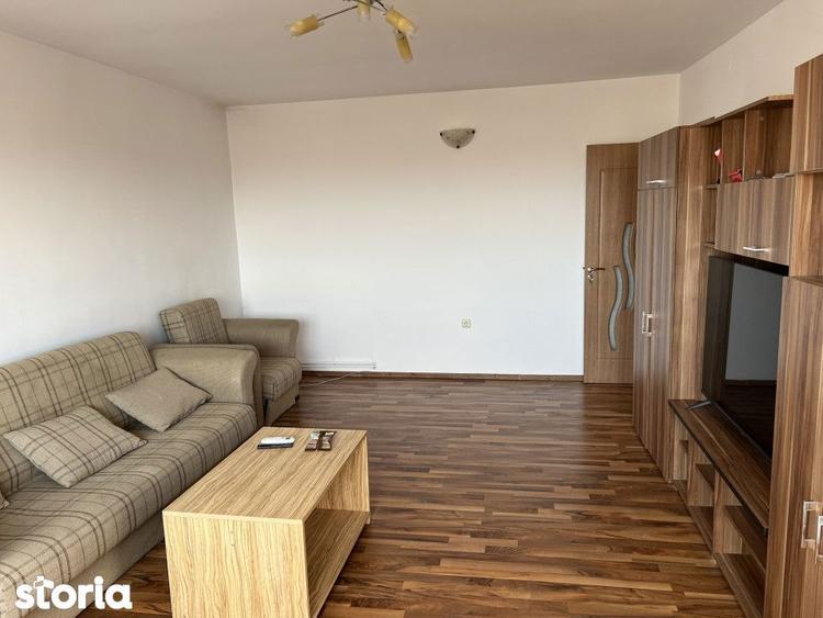 Apartament cu 2 camere decomandat în Valea Aurie