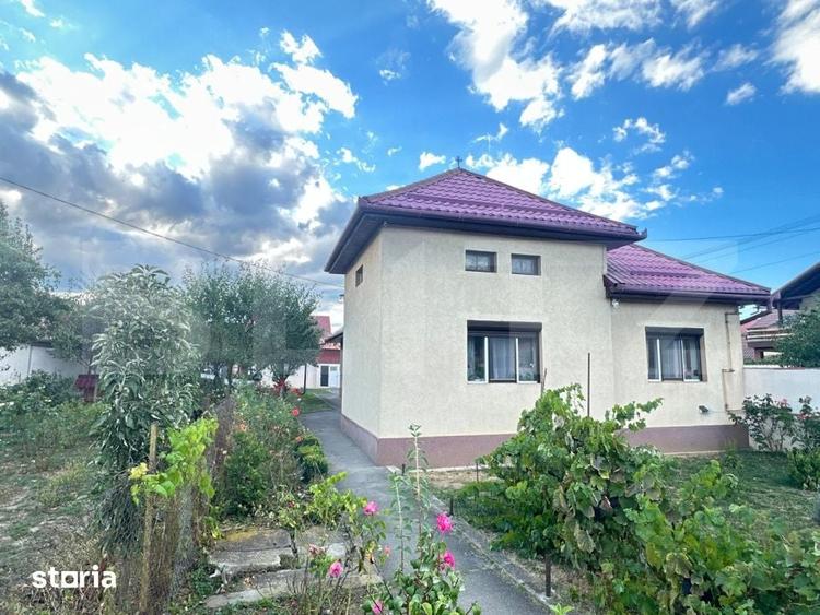 Casa cu 2 apartamente, 2 corpuri si teren Rasnov - 5