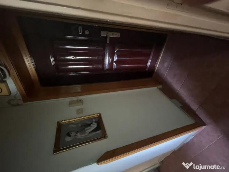 Apartament cu 3 camere semidecomandat în Ultracentral