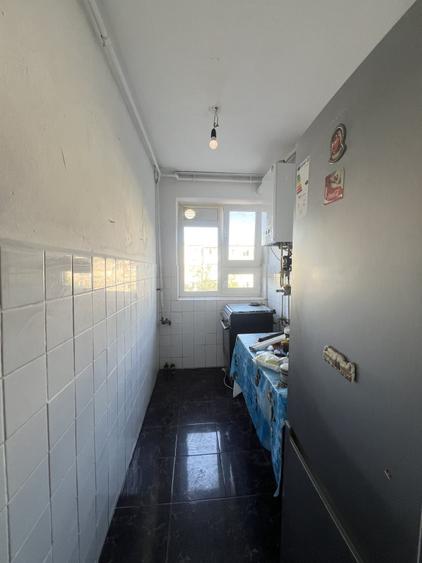 Apartament 3 camere, etaj 3, 51 mp utili, centrala proprie -zona Dacia - 8