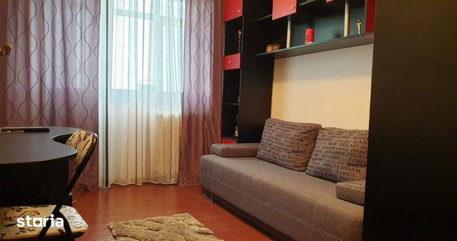 Apartament cu 3 camere decomandat, mobilat în Inel II