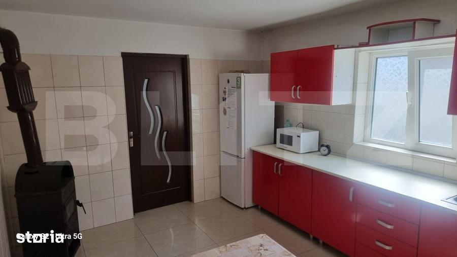 Casă cu 5 camere cu Teren 724 Mp în Drăgănești