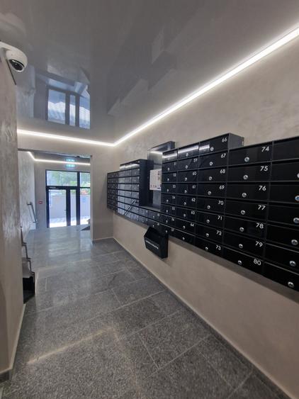 Apartament cu 4 camere decomandat în Mihai Bravu