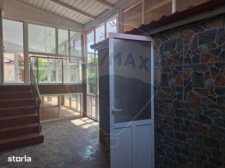 Casa / Vila cu 11 camere de vanzare Bulevardul Gheorghe Chi?u, Craiov - 13
