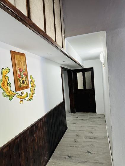 Casă cu 4 camere cu Teren 3000 Mp în Strungari
