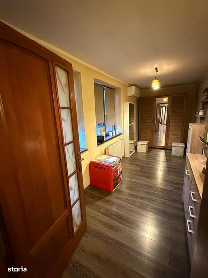 Casă cu 3 camere cu Teren 1000 Mp în Central