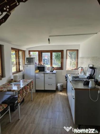 Casă cu 5 camere cu Teren 524 Mp în Găești