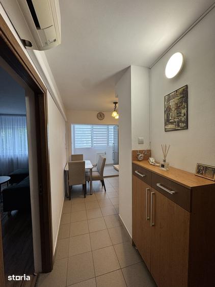 Apartament cu 3 camere decomandat în Decebal