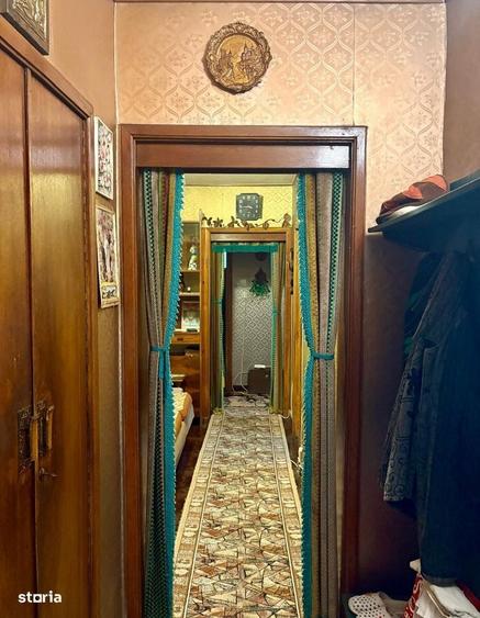 Apartament cu 3 camere decomandat în Tineretului
