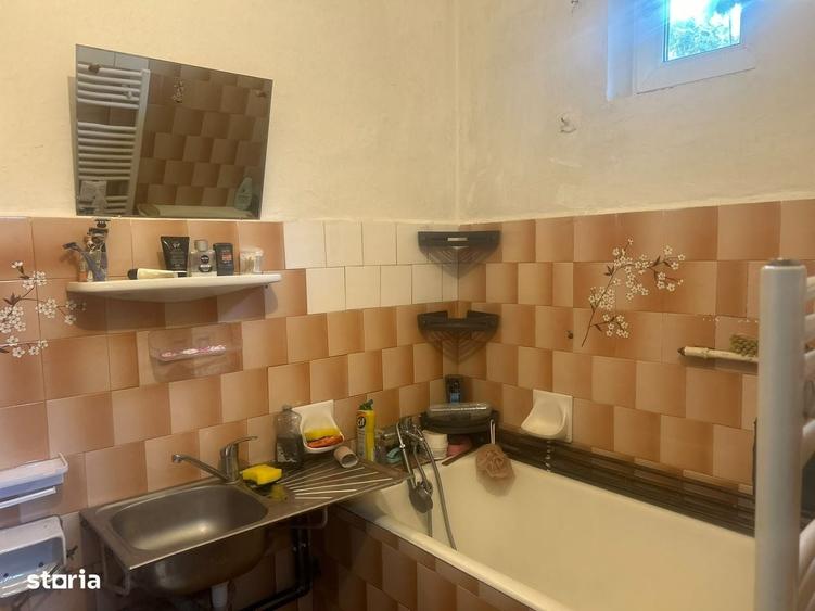 Casă cu Teren 471 Mp în Central