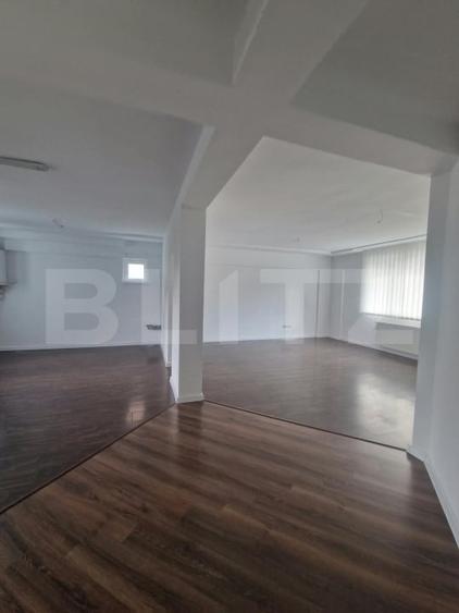 Apartament cu 3 camere decomandat în Centrul Civic