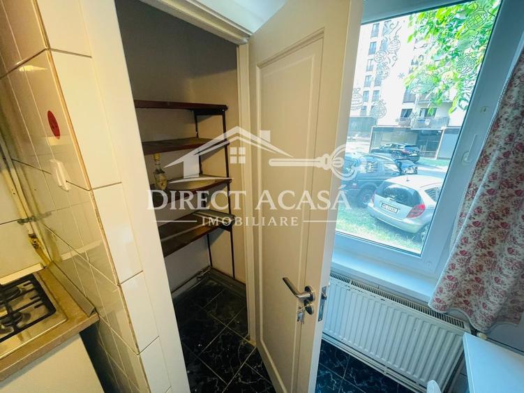 Apartament cu 3 camere decomandat în Tudor