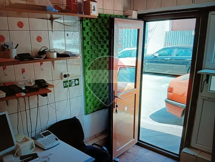 Spațiu comercial, de 54 mp, în Apărătorii Patriei