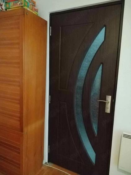 Apartament cu 2 camere semidecomandat în Crihala