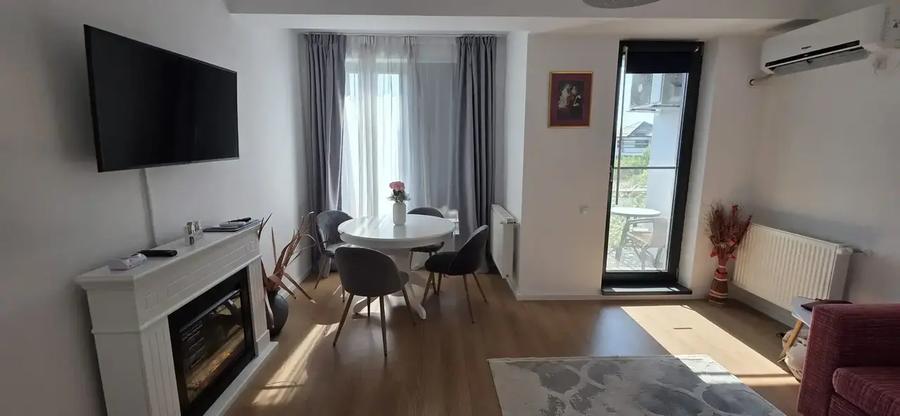 Apartament cu 2 camere decomandat, mobilat în Vest