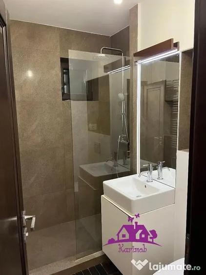 Apartament cu 4 camere decomandat în Spitalul Județean