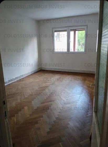 Apartament cu 2 camere decomandat în Astra